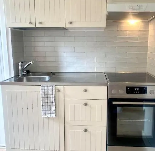 Keidas Meren Laehellae *